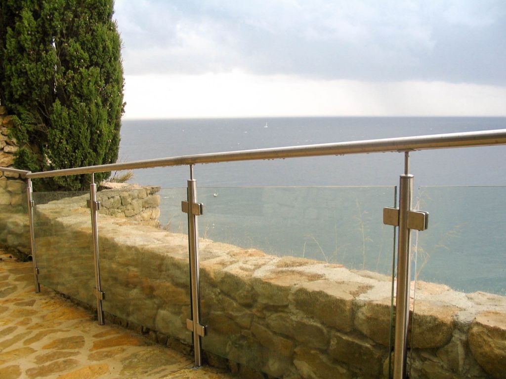 Garde-corps en verre ext�rieur