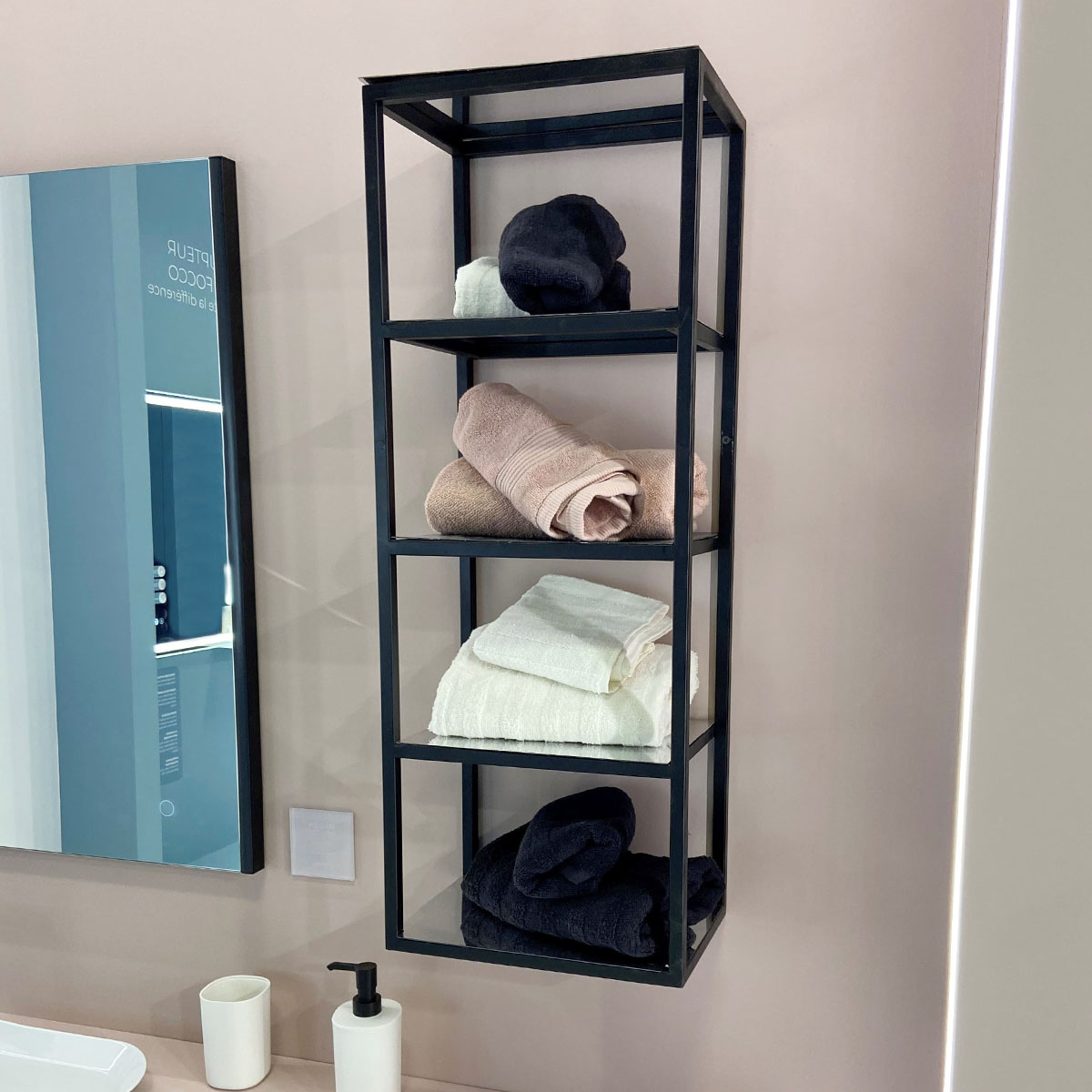 Etag�re pour salle de bain avec tablettes verre
