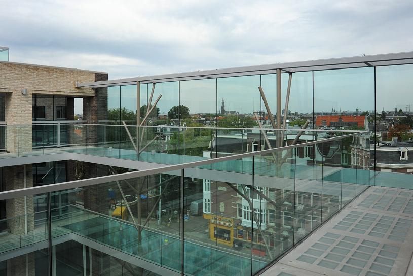Garde fou en verre pour habitat collectif