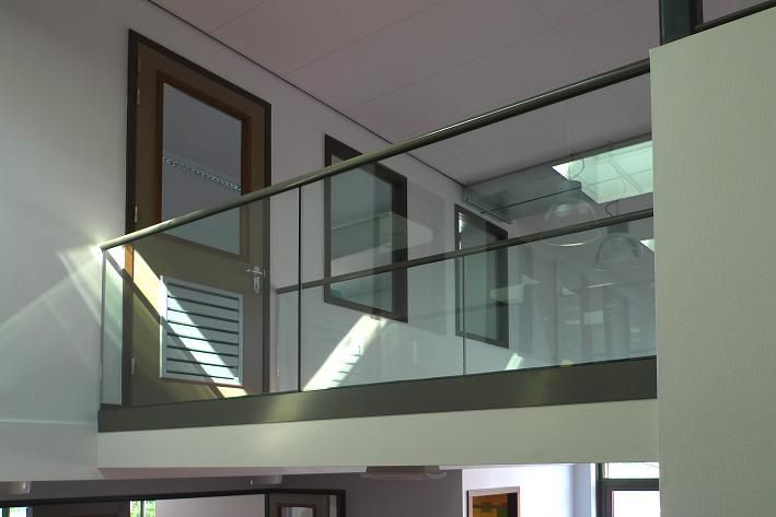 Profil de sol aluminium d'int�rieur